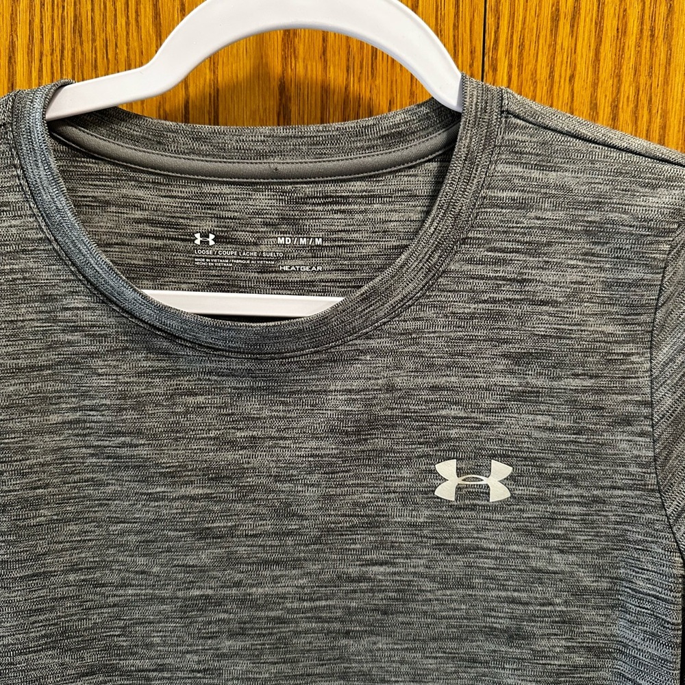 Under Armour Gray Heathered Crew Neck Athletic Tee